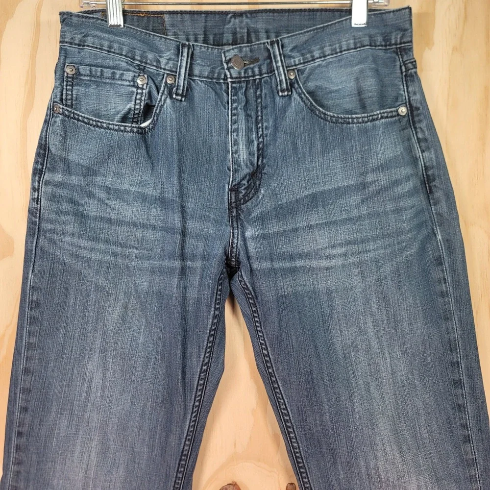 Levi's 559 Relaxed Straight Jeans Mens 31x32 Blue Denim Medium Wash Y2k Style